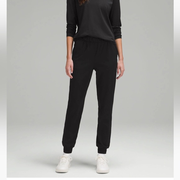 lululemon athletica Pants - Lululemon stretch high rise jogger